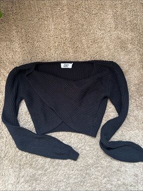 Tiger Mist Black Cropped Wrap Ribbed Sweater